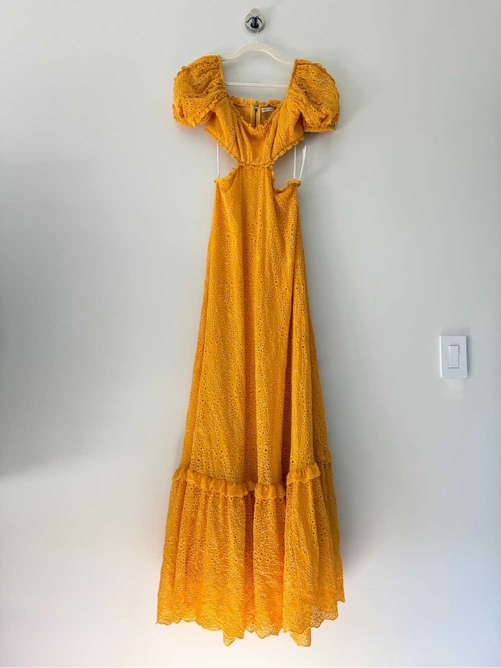 NEW Alice + Olivia marigold yellow eyelet maxi dress, small
